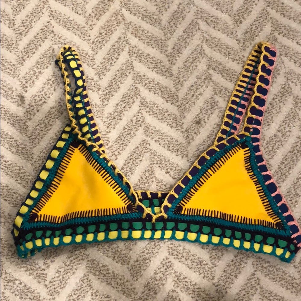Kiini bikini top